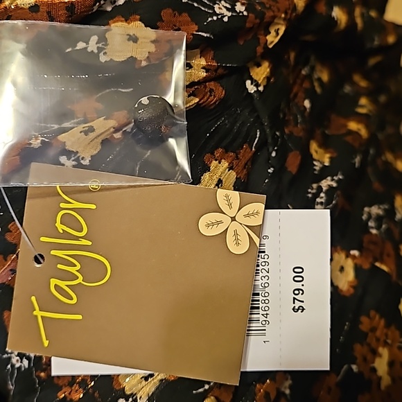 NWT Taylor Womens Dress Size 12 - Picture 13 of 13